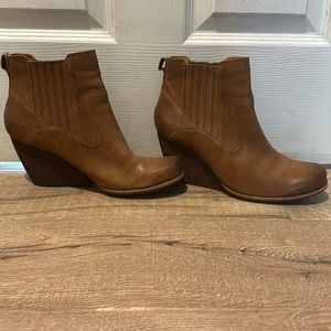 Wedge booties